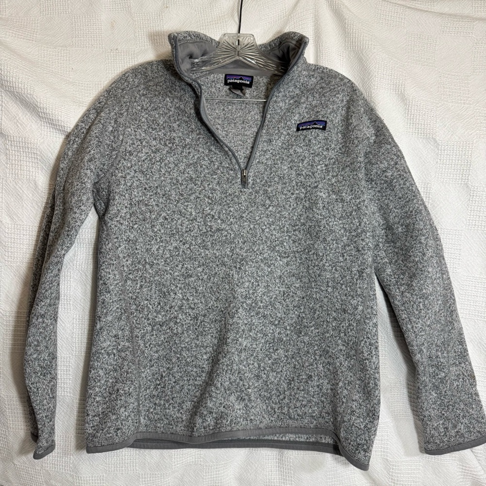 Patagonia Gray Sweater Kids Size Large